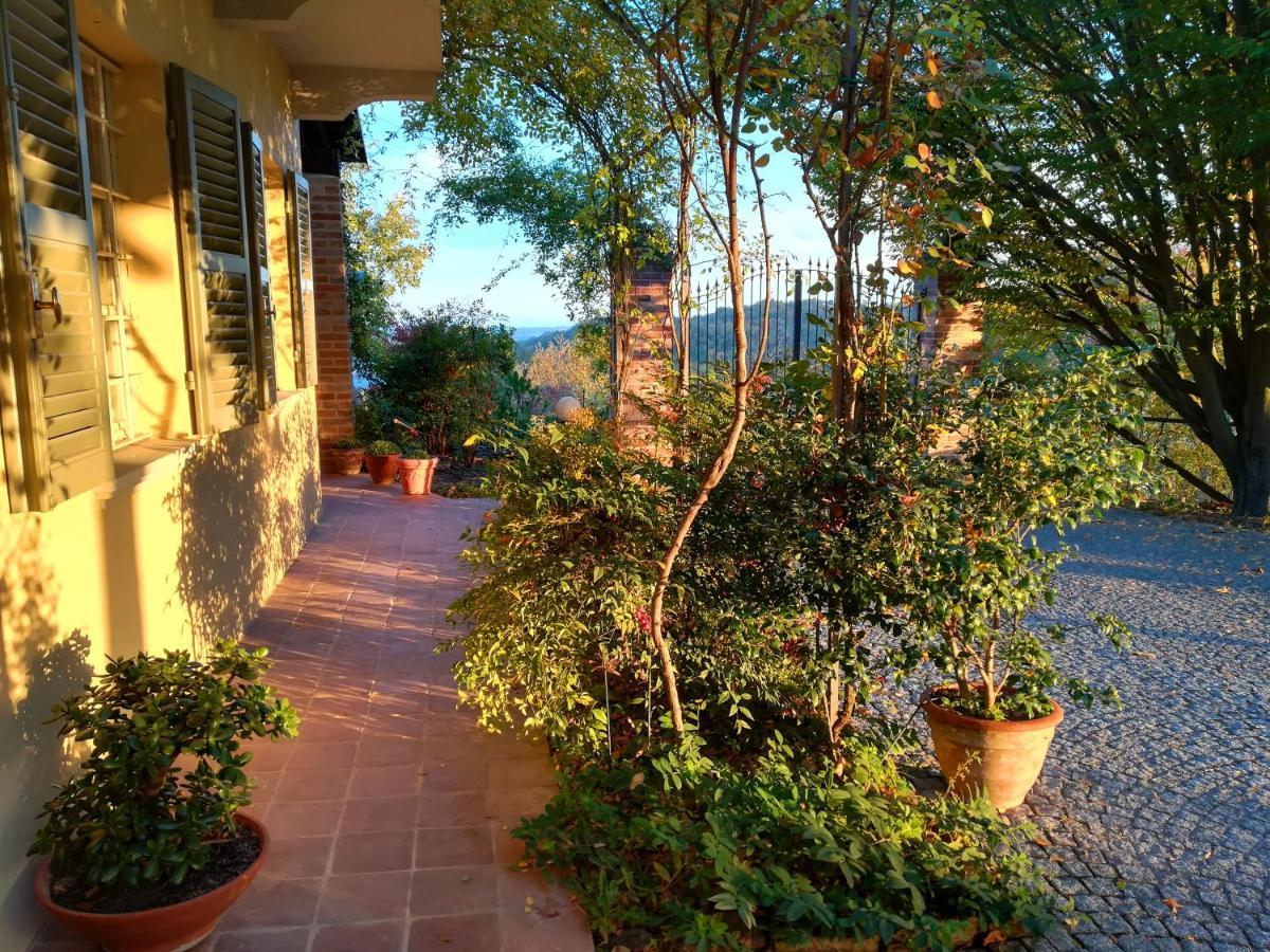 Sotto La Luna Bruna B&B Cocconato Εξωτερικό φωτογραφία