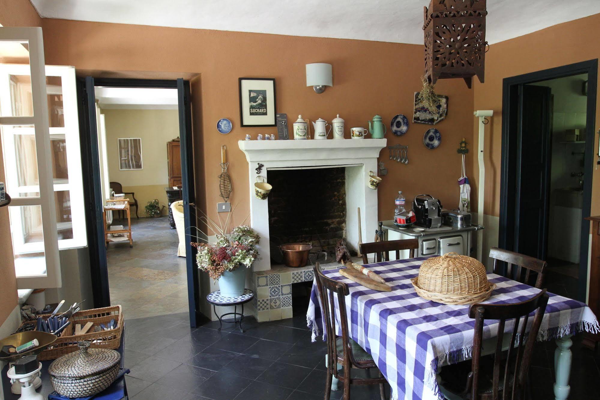 Sotto La Luna Bruna B&B Cocconato Εξωτερικό φωτογραφία